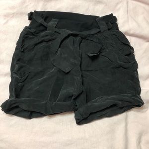 High waisted Forever 21 shirts